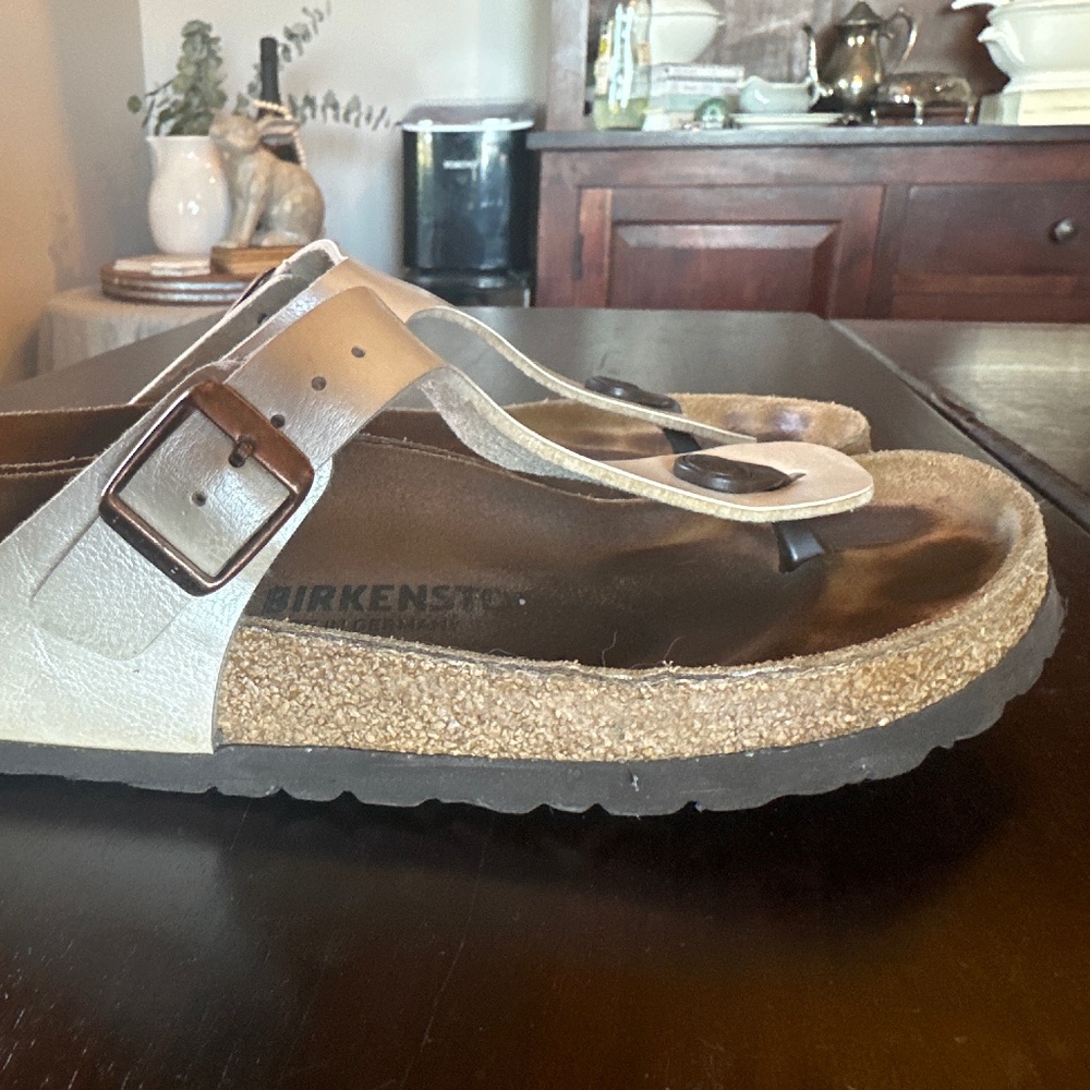 Birkenstock Gizeh leather in pearl size 38